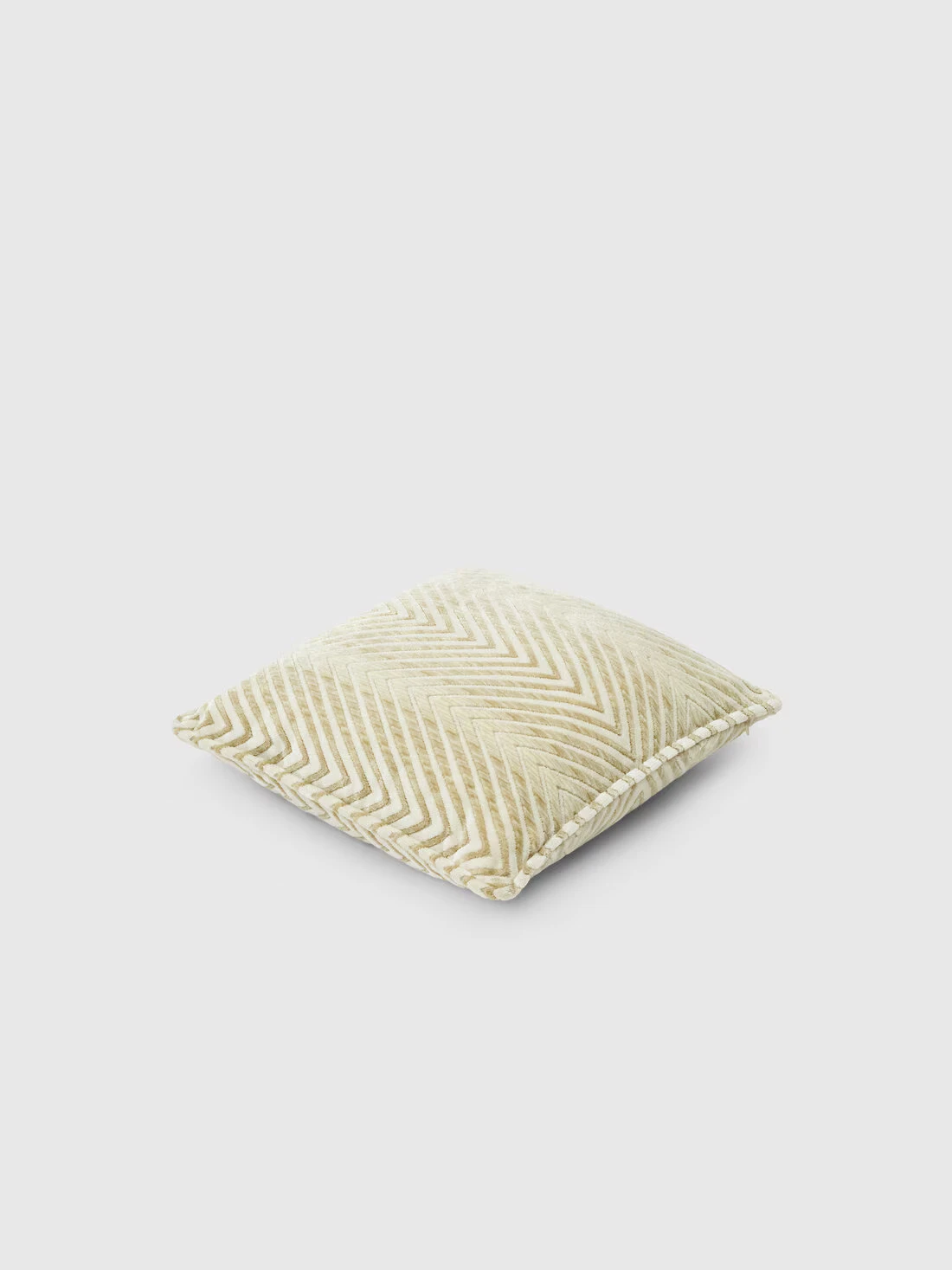Ziggy Cushion · деталь 1.