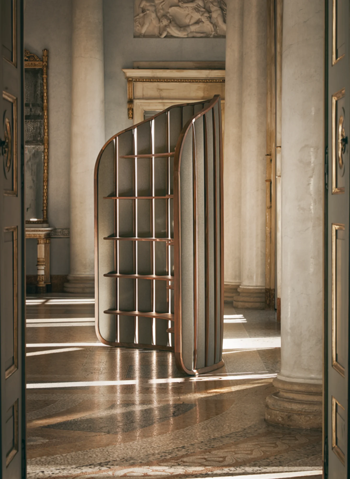 A Villa in Light — страница 9